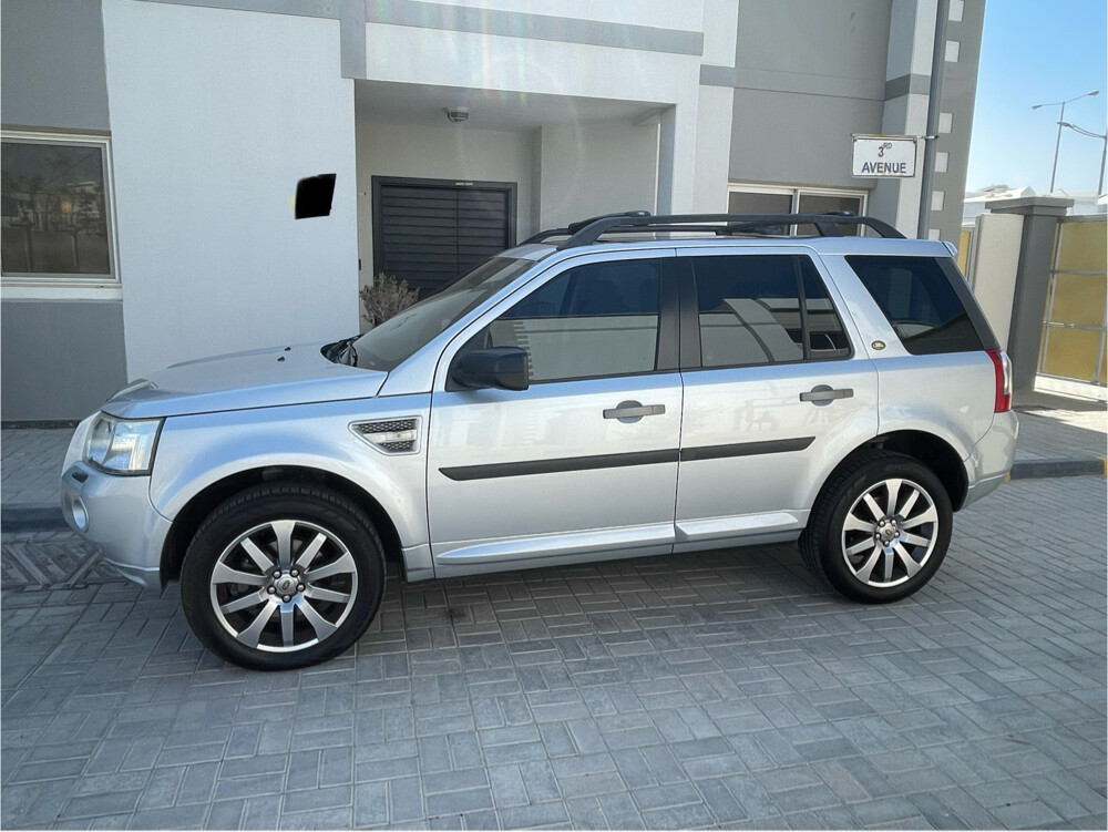 Land Rover LR2 HSE - 1