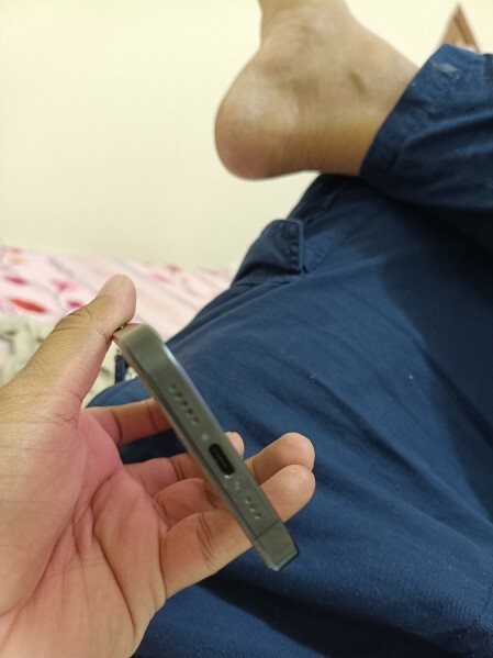 I phone 15 pro with cable - 2