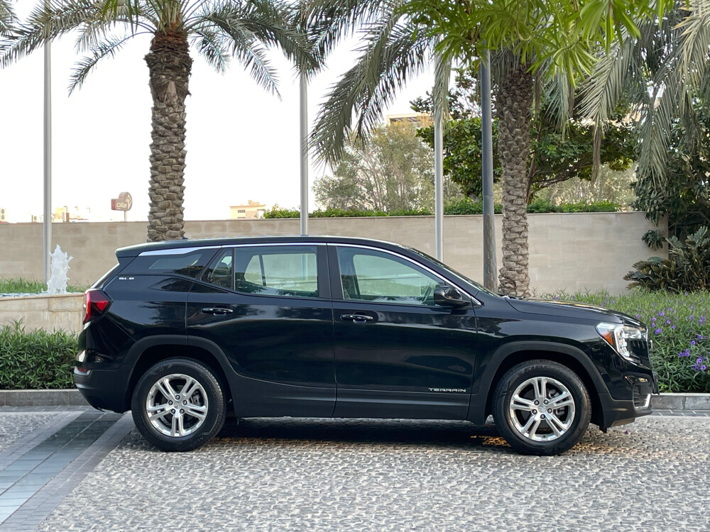 GMC Terrain 2022 SLE — photo 5 for sale in Qatar
