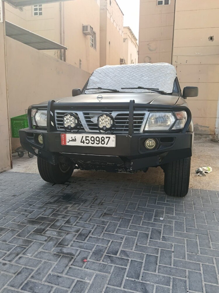 نيسان سفاري - 10