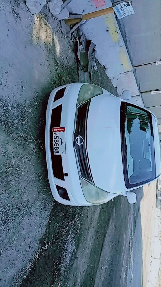 Urgent sale Nissan tida 2012 - 3