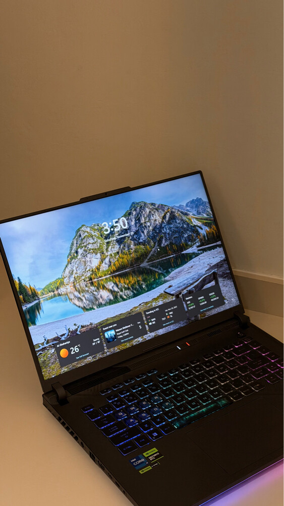ASUS ROG Strix G614JV - 1