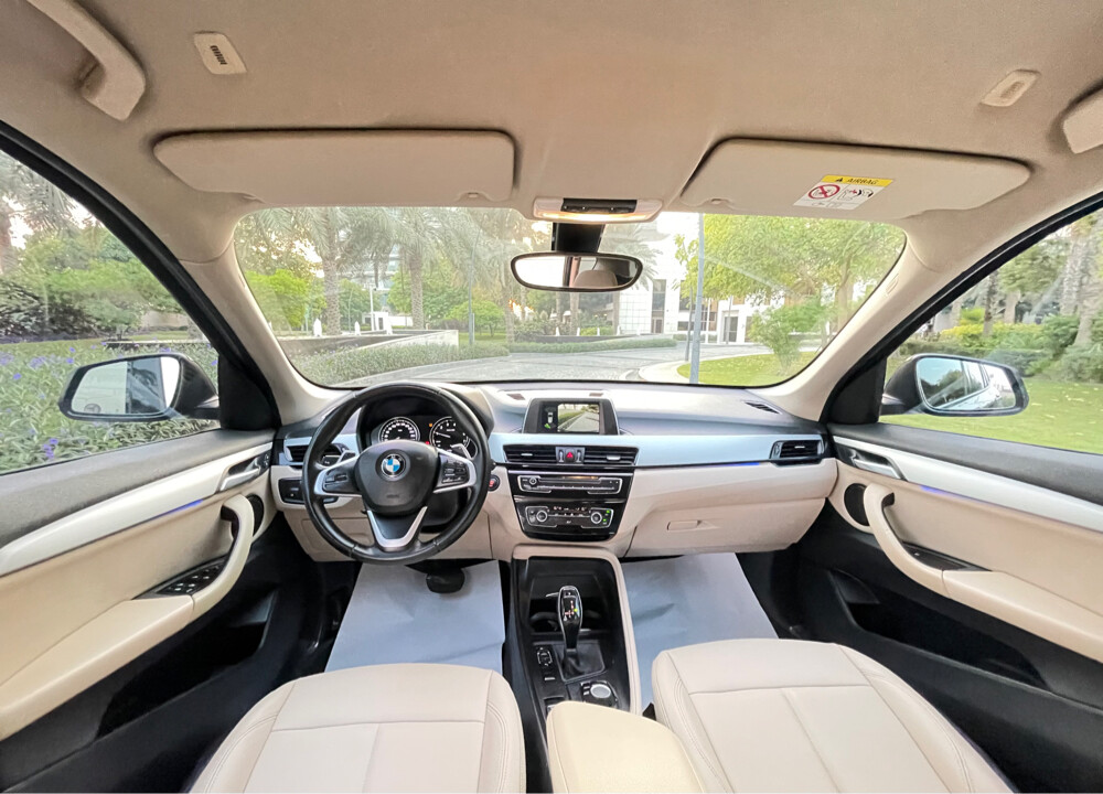 BMW X1 2020 20i — photo 8 for sale in Qatar