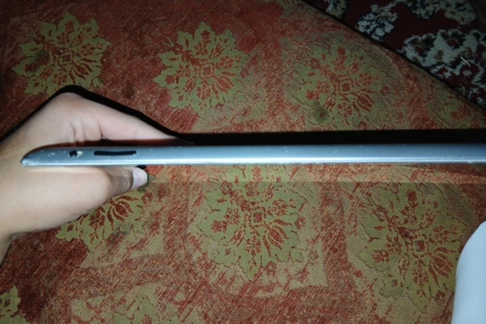 IPAD16GB with two samsung tablets - 2
