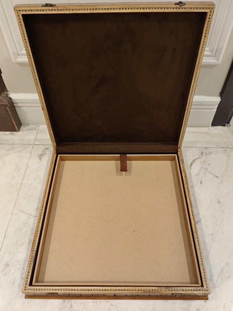 A luxurious royal Damascus box - 3