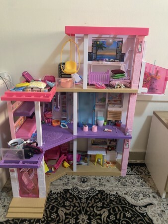 Barbie Dollhouse - 1