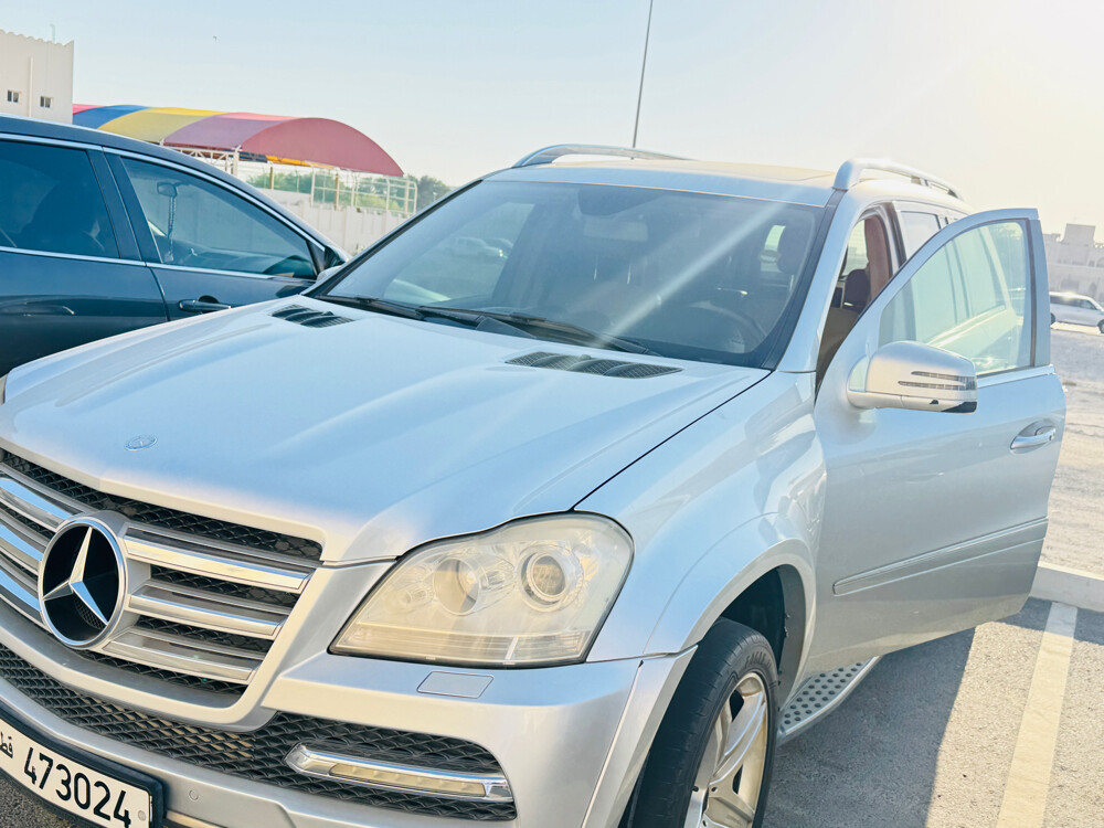 MERCEDES BENZ GL500 - 2