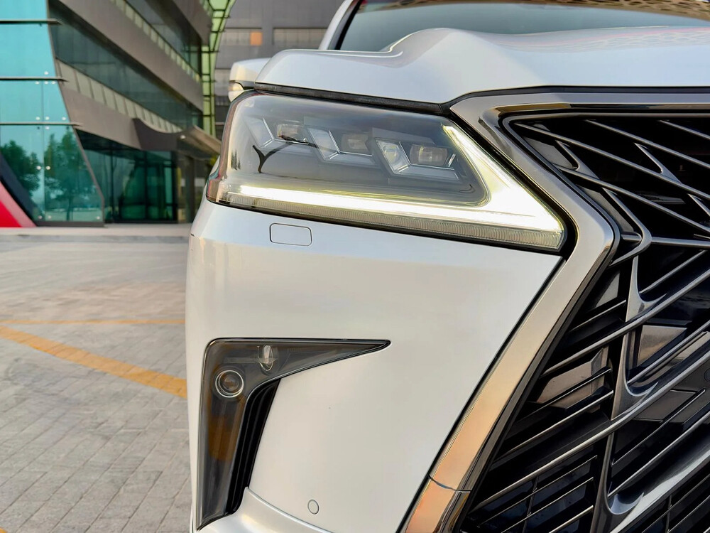 lexus 2020 black edition  - 9