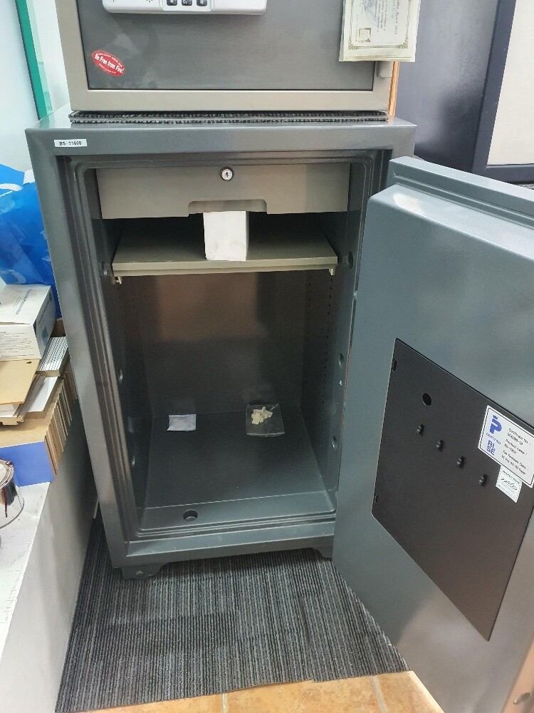 Master Safe Model 1000 - 2