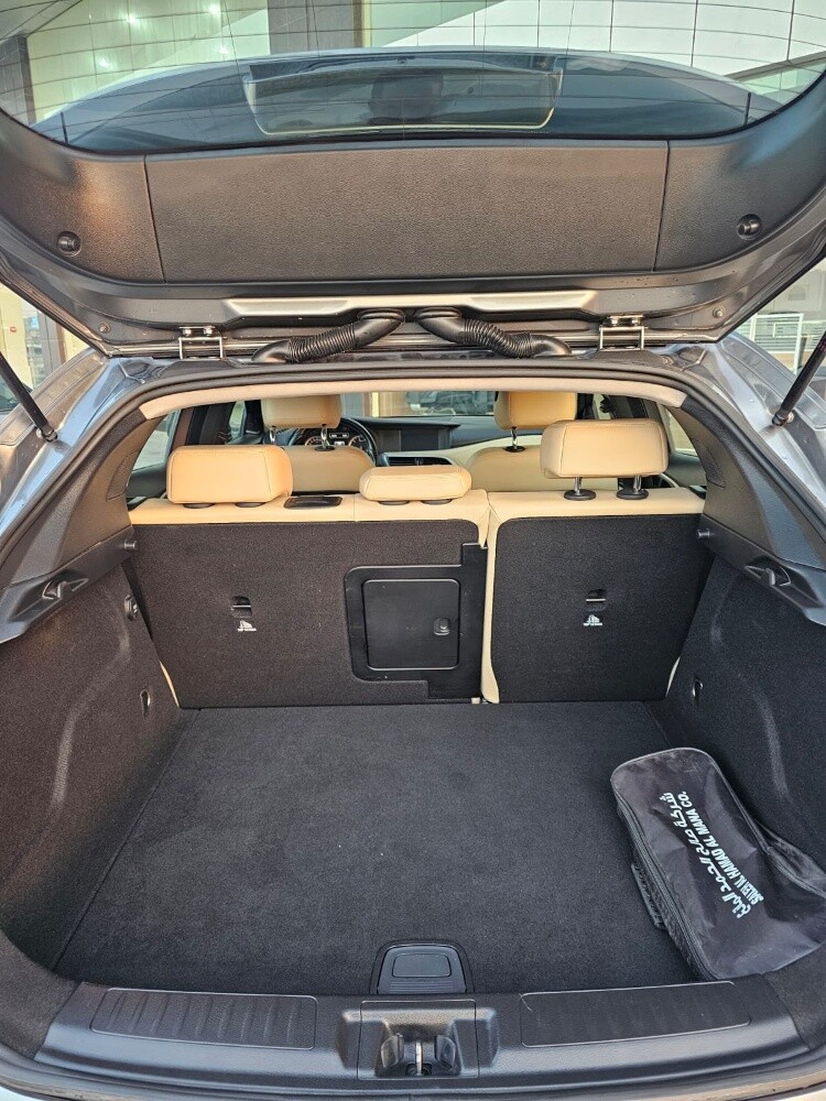 Infiniti Q30 - 10
