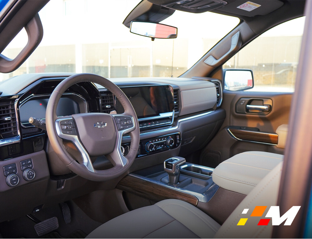 Chevrolet Silverado RST - 2024 — photo 10 for sale in Qatar