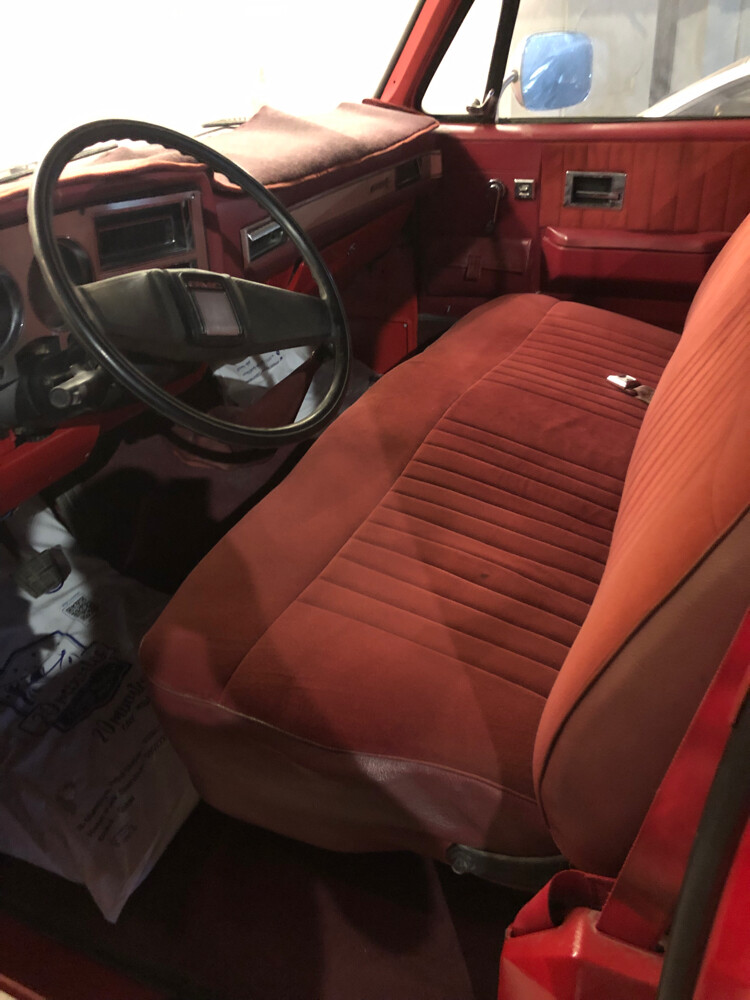 GMC classic ١٩٨٤ - 10