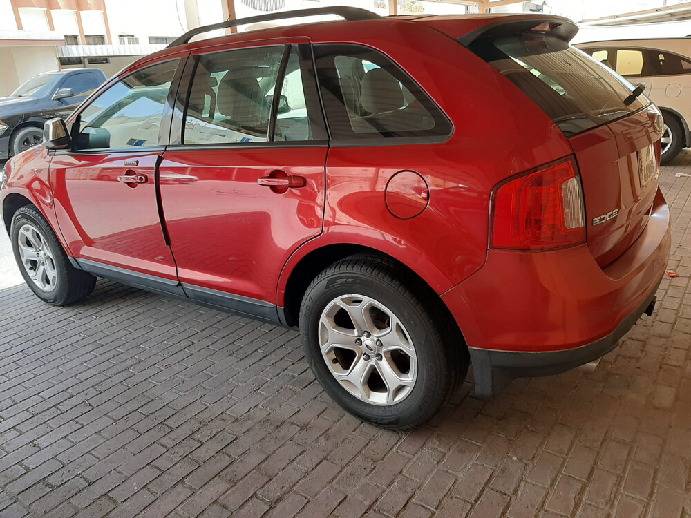 Ford Edge - 2