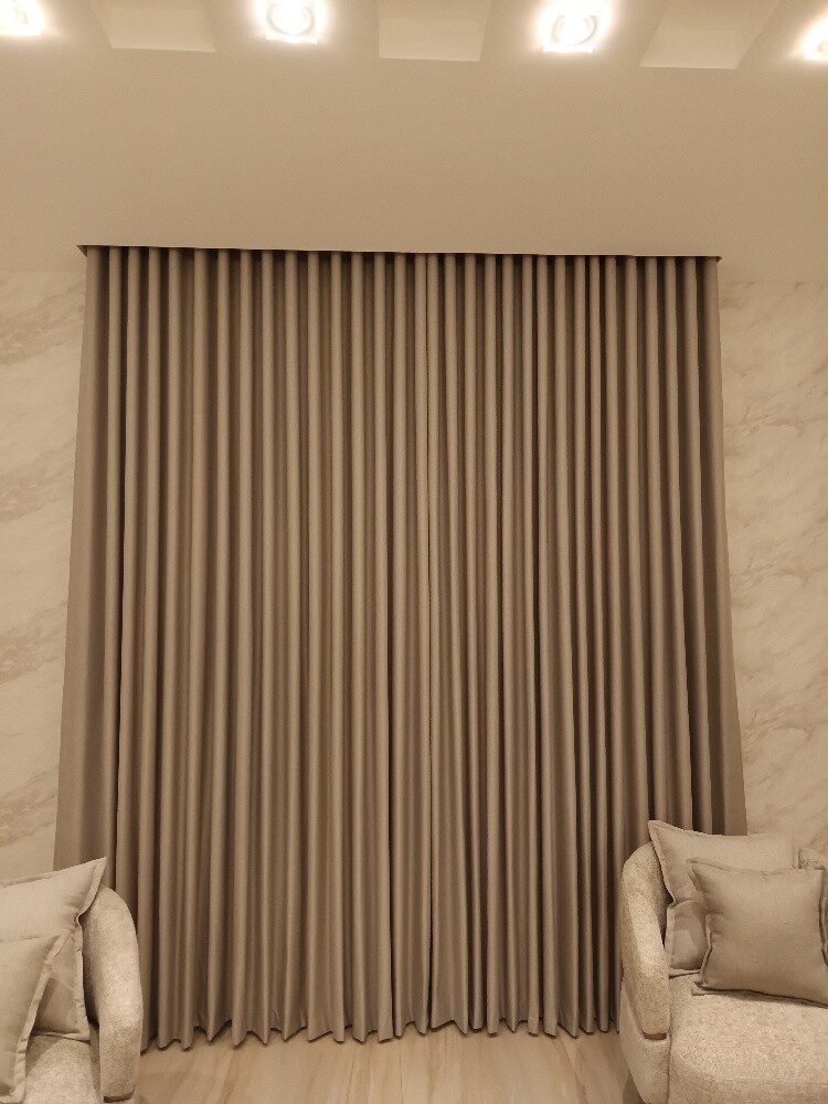 curtain, carpert,sofa,blind&rolar - 13