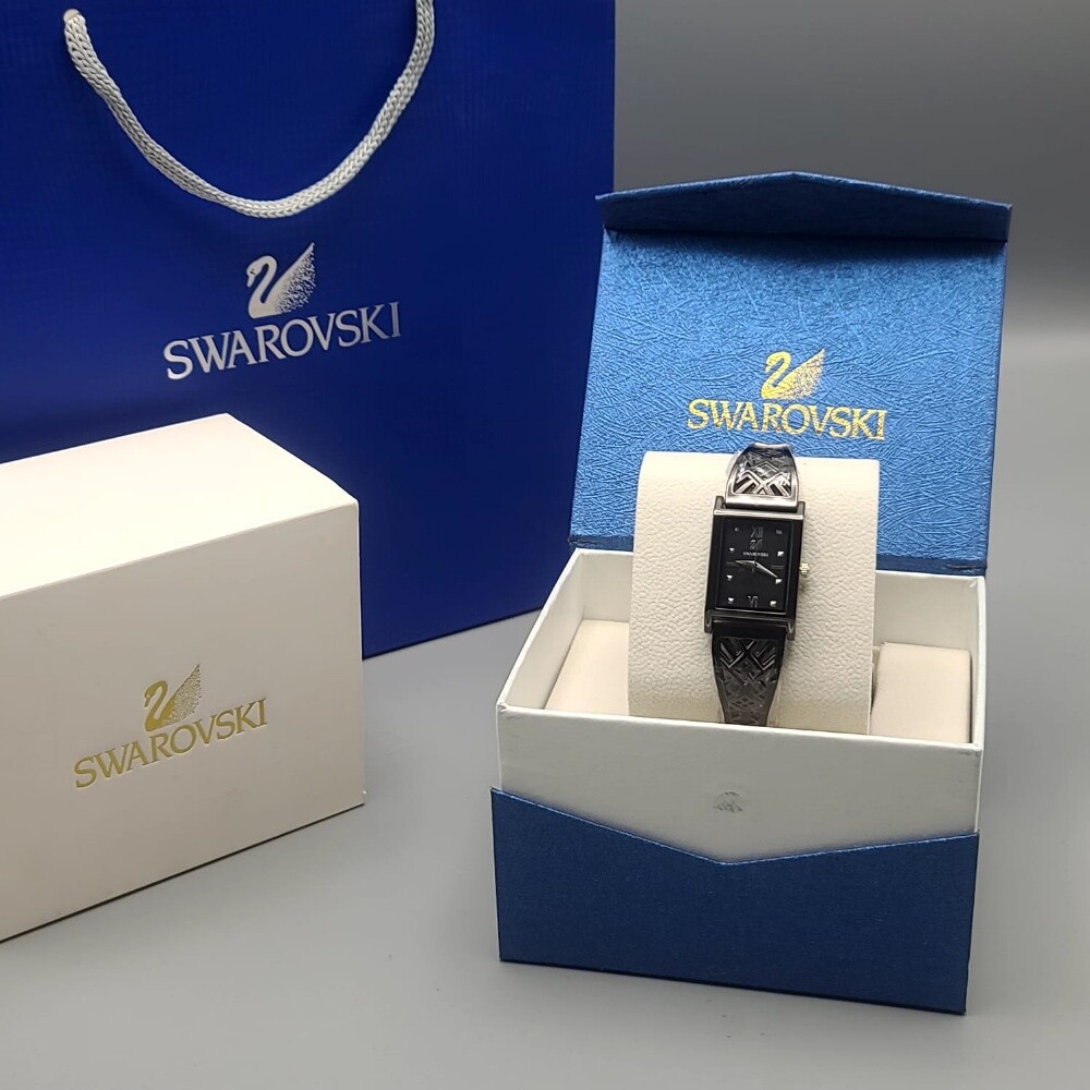 Swarovski - 9