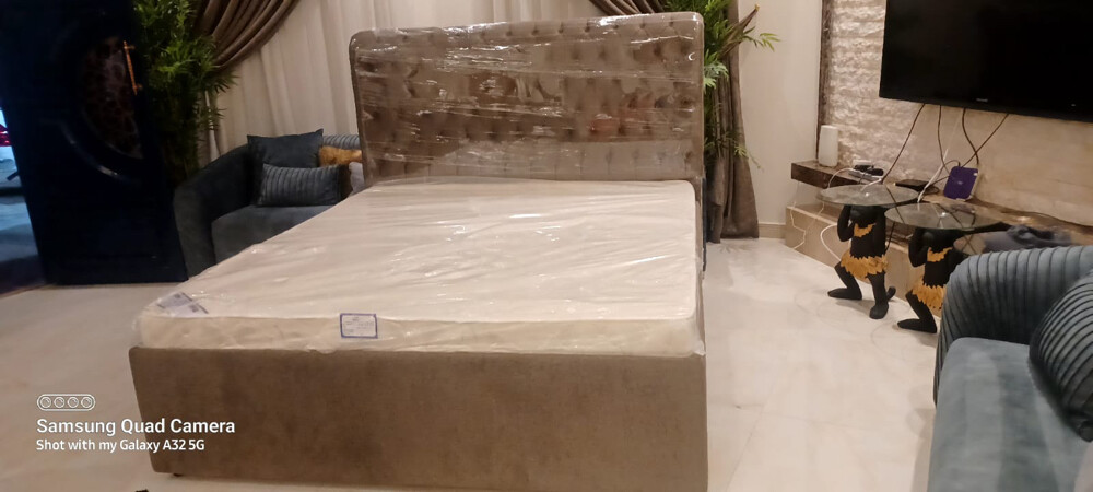 Brand new bed for sale QR 1500 - 9