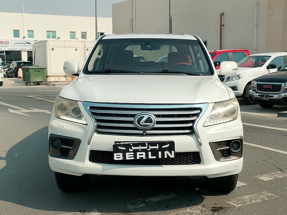 lexus 2013 white - 2