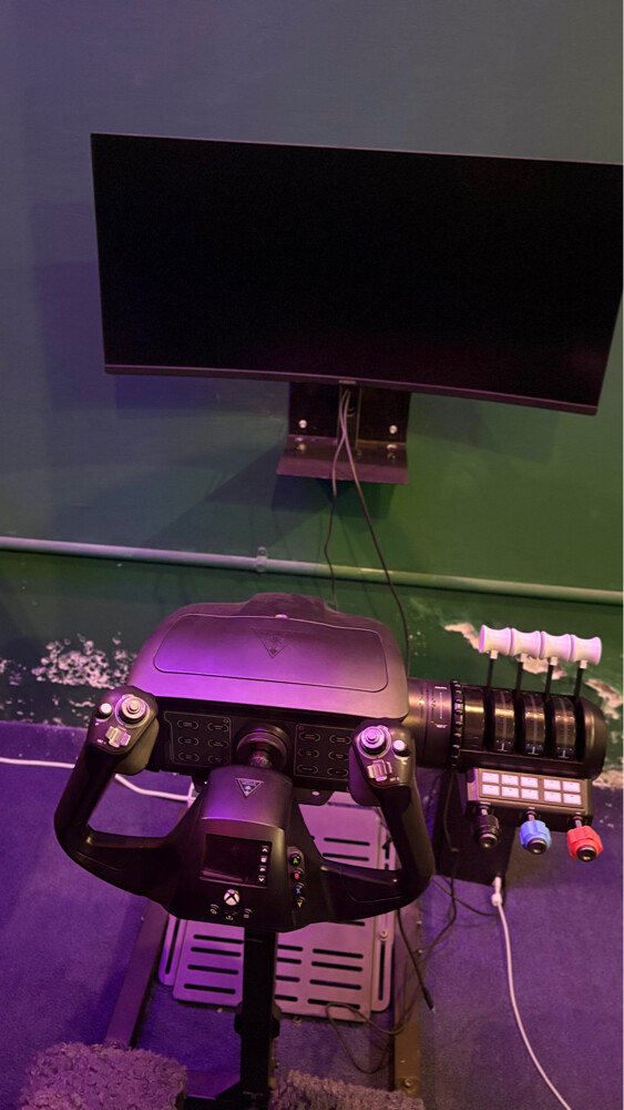 Flight stimulator with Boeing Set - 4