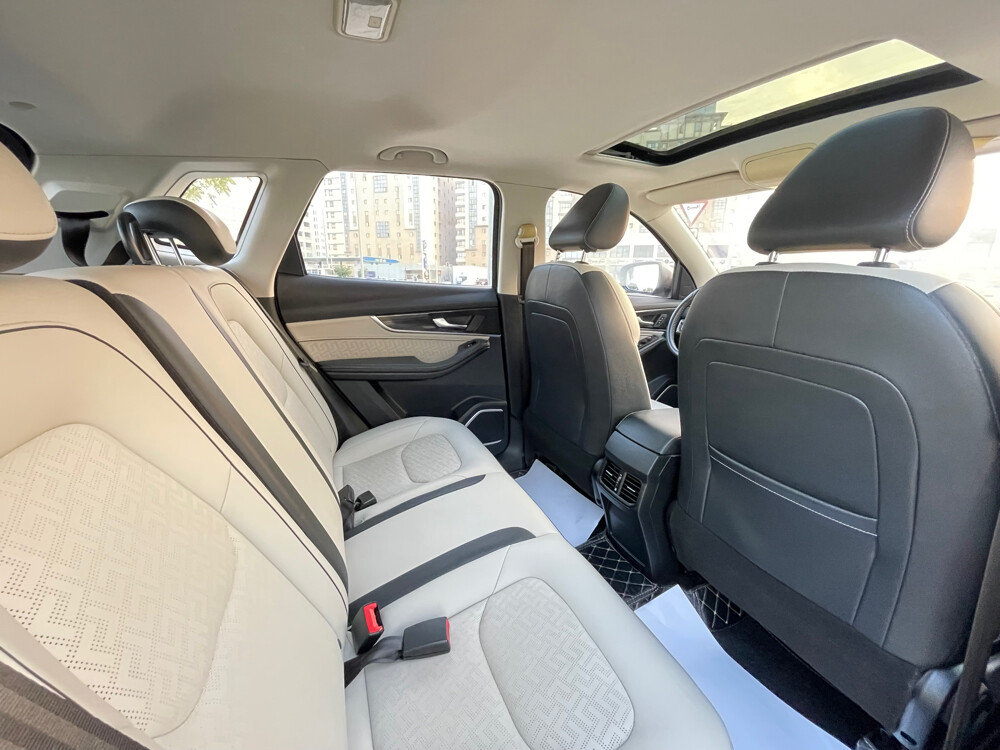 Bestune T33 2021 — photo 8 for sale in Qatar