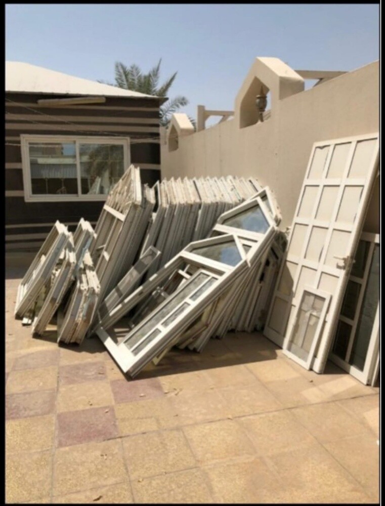مطلوب نجار باب وشباك لتركيب ابواب - 1