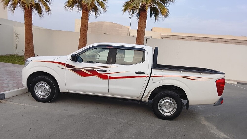 NISSAN NAVARA - 5
