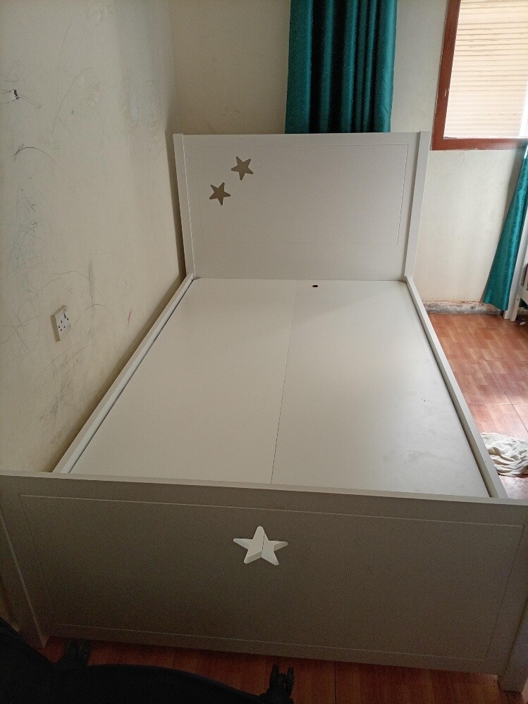 single beds - 6