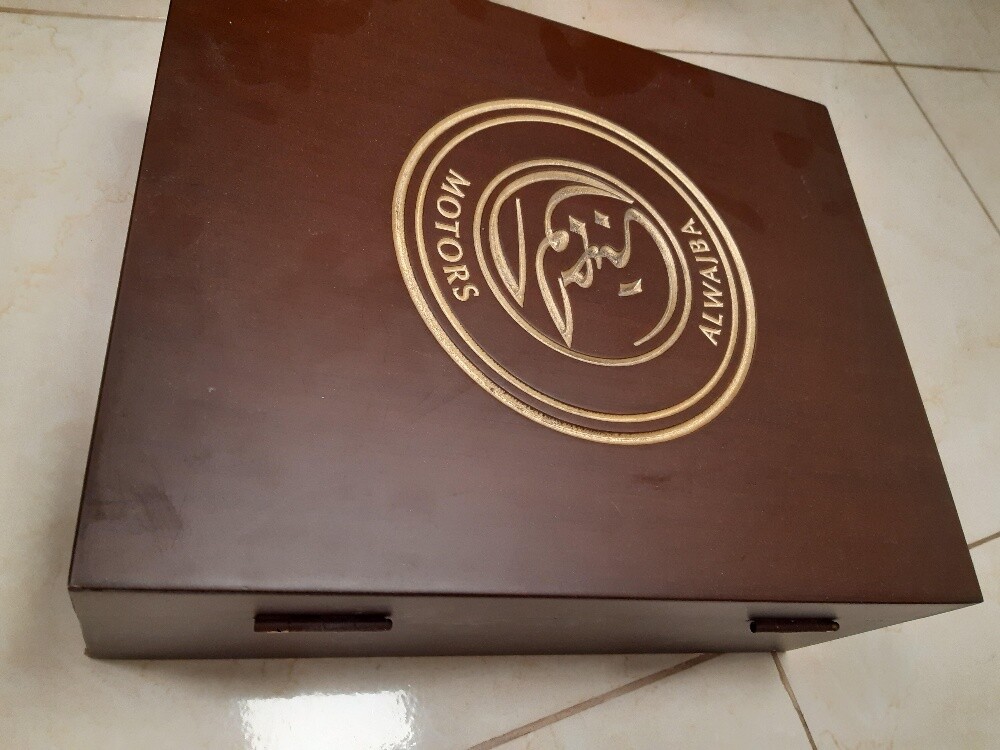 WOODEN BOX - 1
