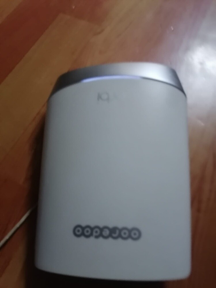 orbi satellite RBS750 - 3