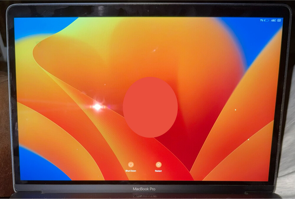 MacBook Pro  - 1