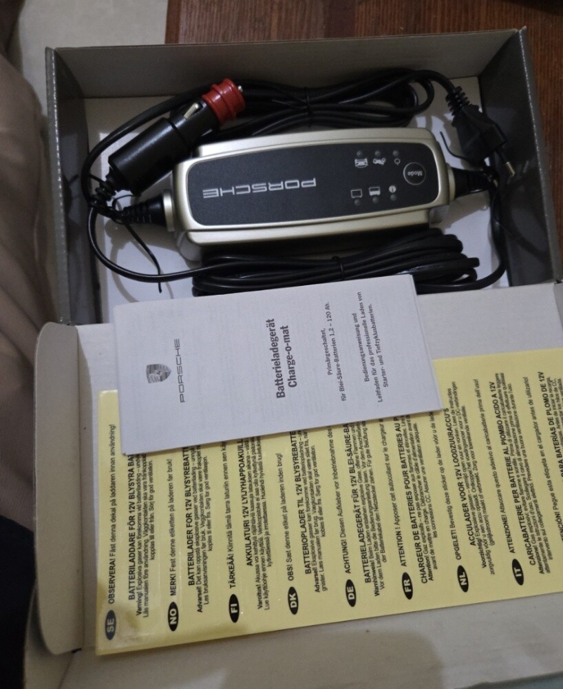 porsche battery charger - 1