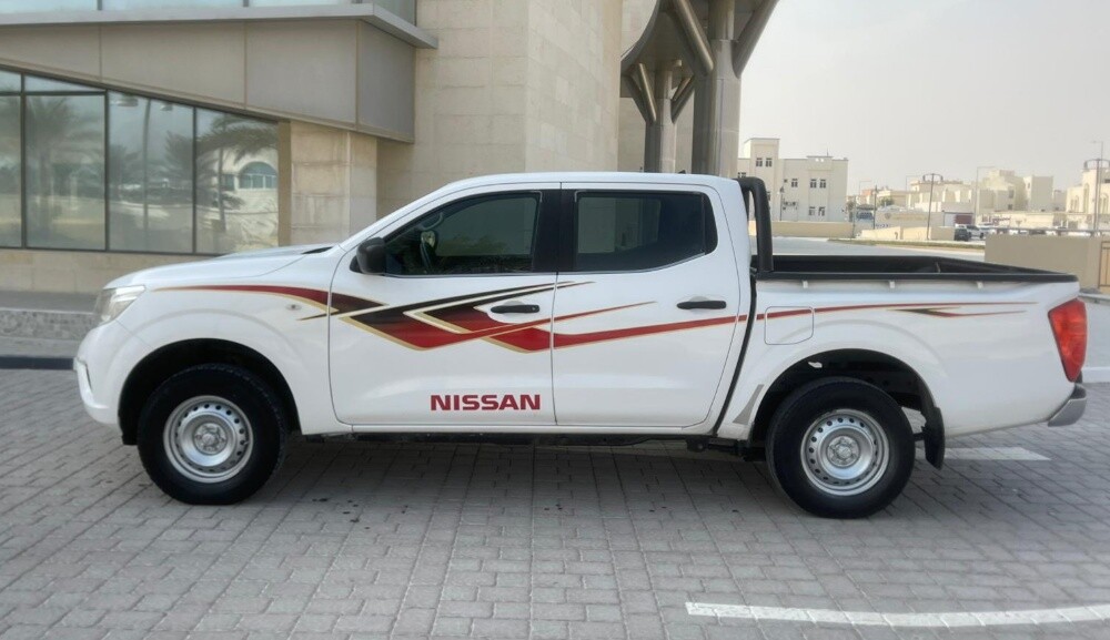 NISSAN NAVARA - 9