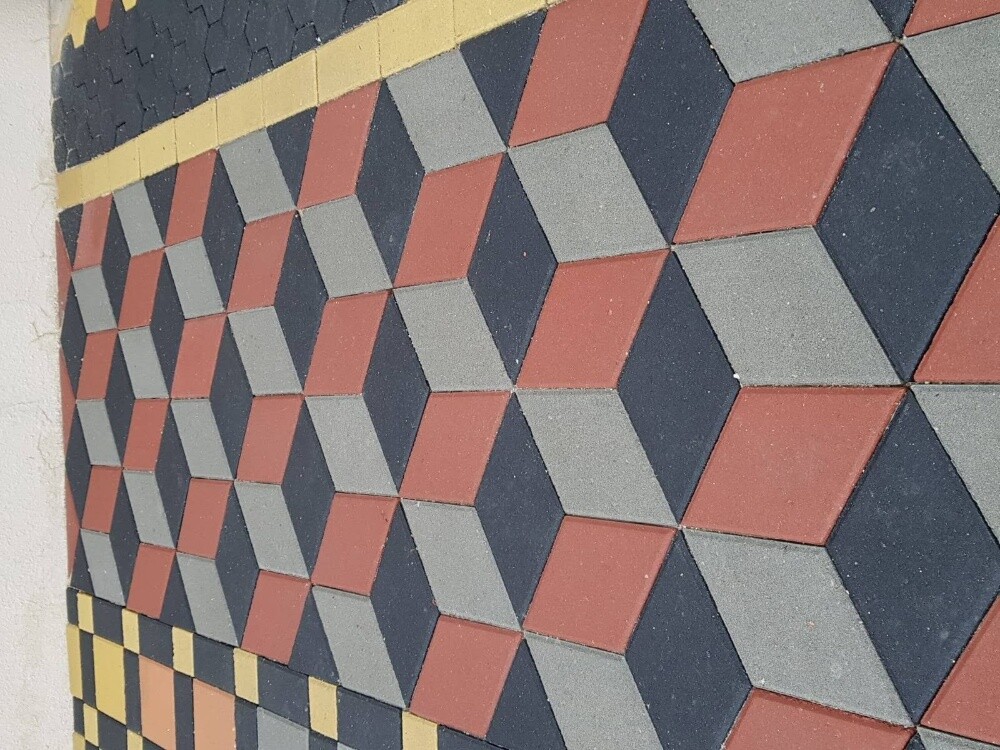 33848296 - 9