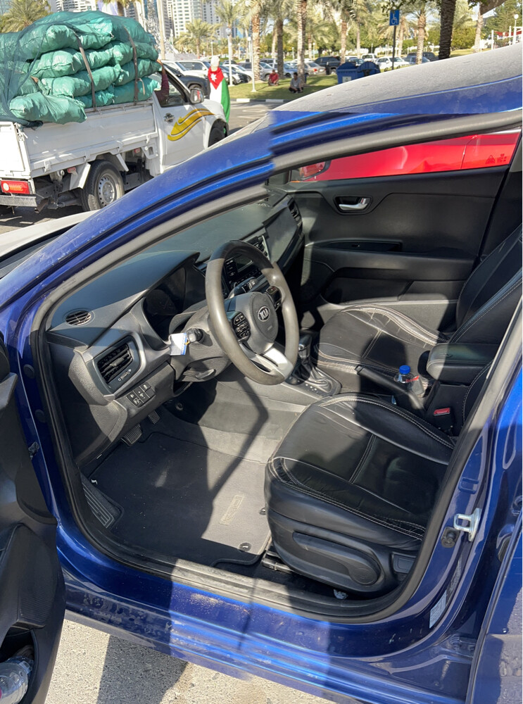 kia rio 2019 — photo 3 for sale in Qatar