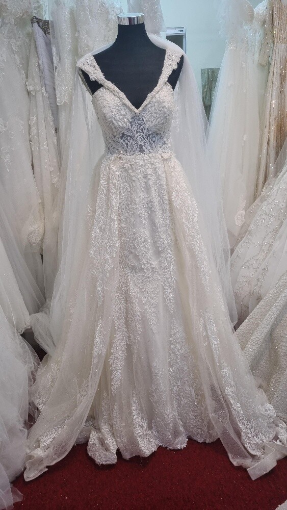 Wedding gown for rent - 2