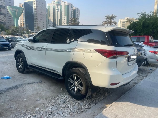 Toyota Fortuner V6 2020 — photo 2 for sale in Qatar