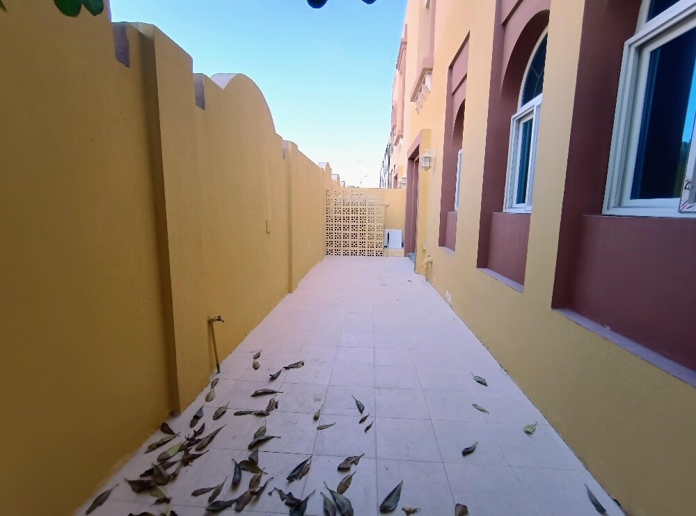 Compound villa for rent - 10