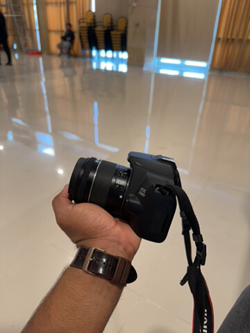 canon 250D - 2