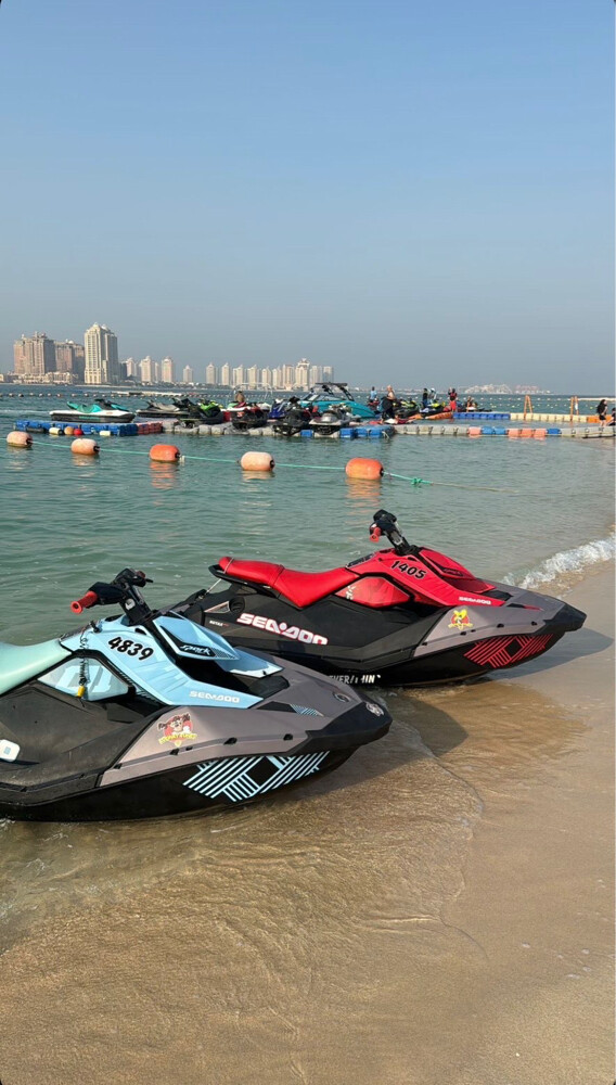 jet ski for rent - 1