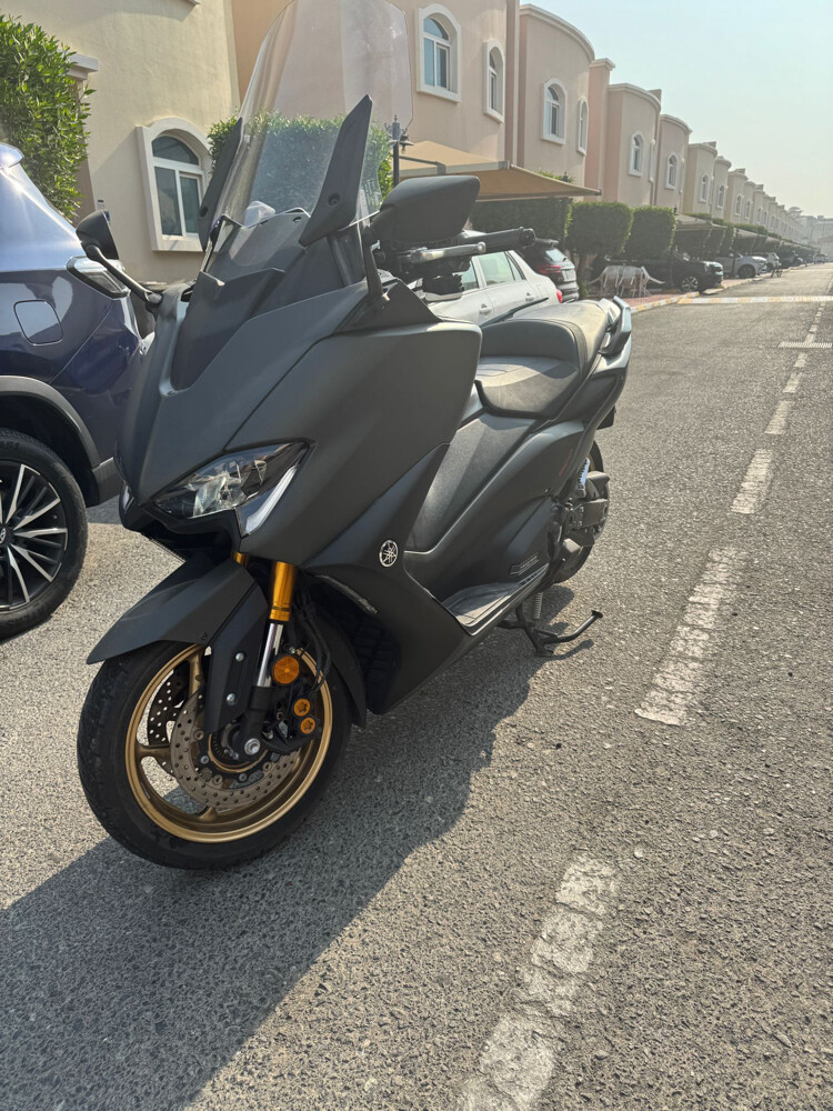 Tmax 560 - 3