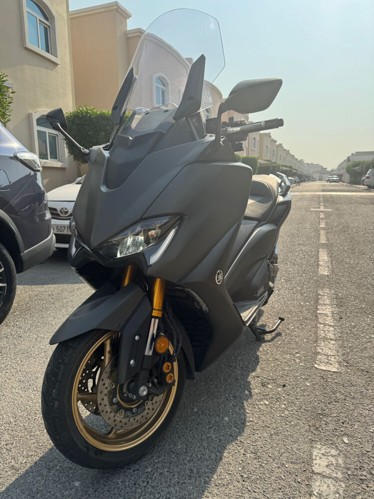 Tmax 560 - 4