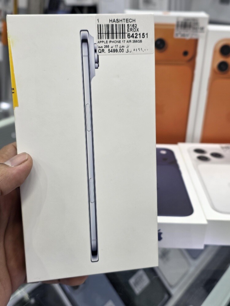 APPLE IPHONE 17 PRO & PROMAX - 3