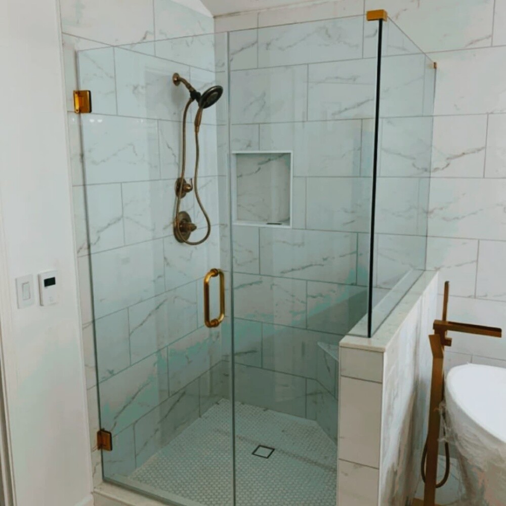 Diamond Glass and Mirror House - 27