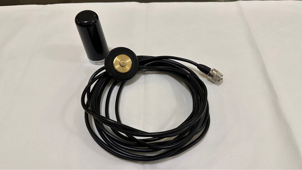 magnet mount vhf/uhf antenna - 2