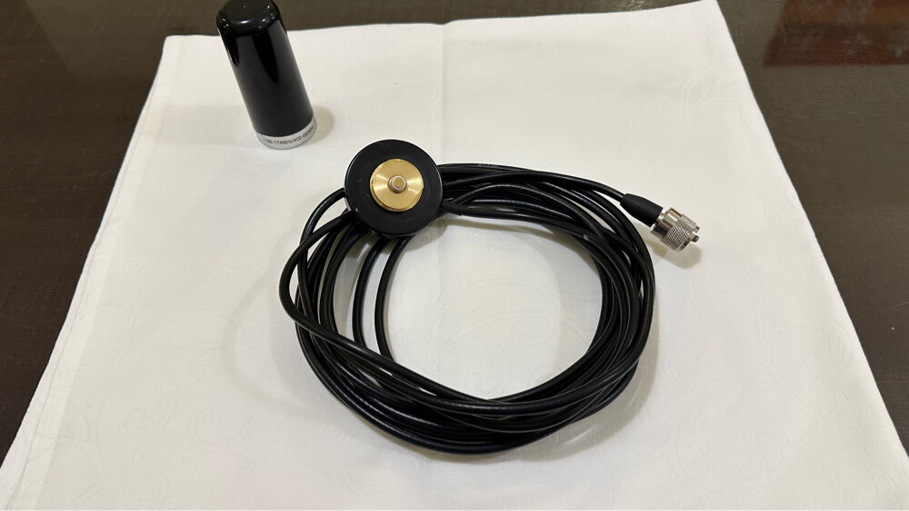 magnet mount vhf/uhf antenna - 3