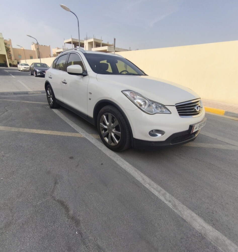 2015 infinity QX50 perfect condit - 3