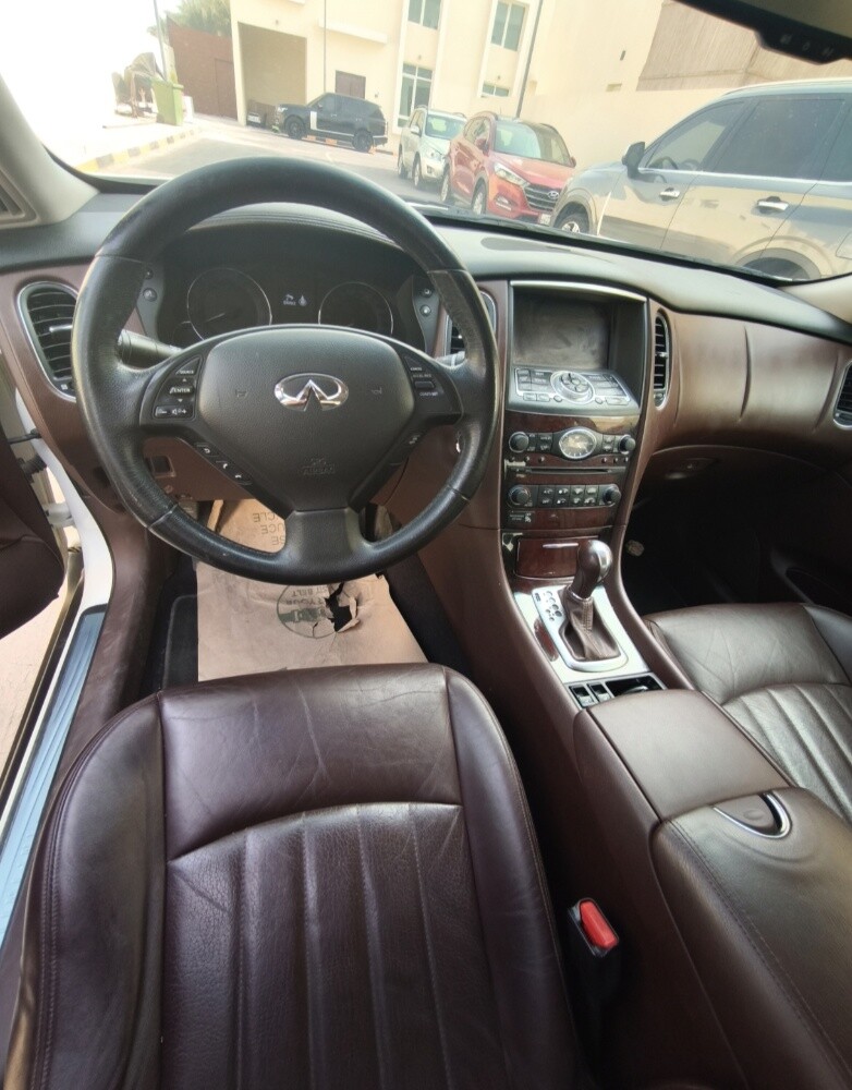 2015 infinity QX50 perfect condit - 7