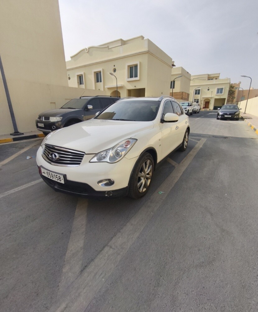 2015 infinity QX50 perfect condit - 4