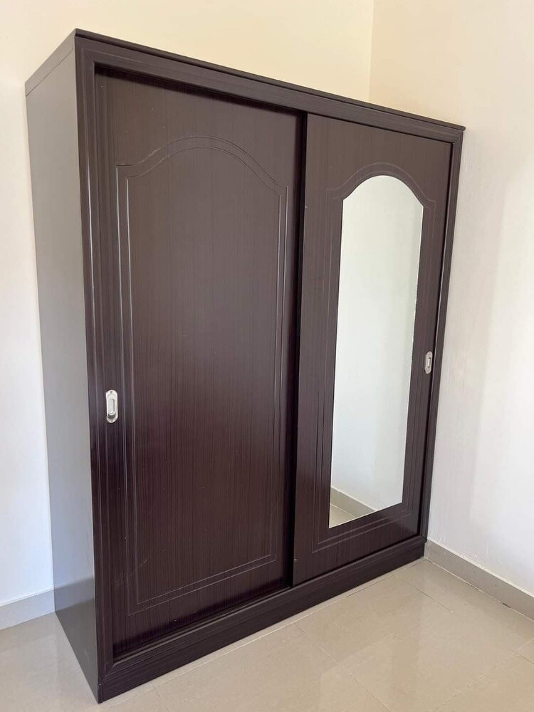 نحن نبيع مراتب زنبركية وفنادق. - 17