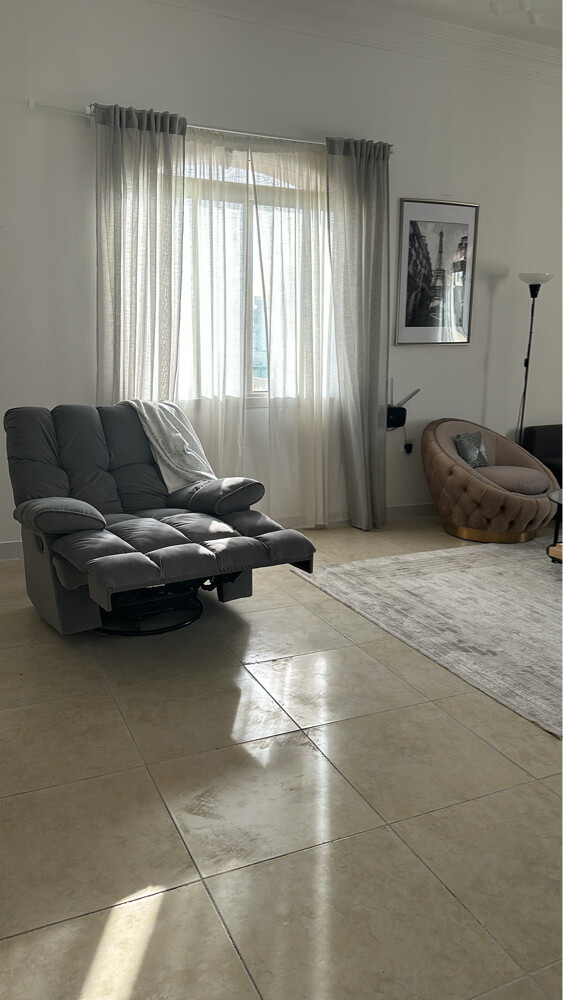 Relaxing Chair - 3