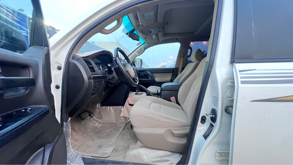 GXRV82010 — photo 8 for sale in Qatar